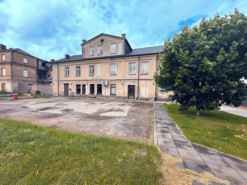 Biuro / Gamybos ir sandėliavimo / Prekybos ir paslaugų Patalpų nuoma Panevėžyje, Centre, Vasario 16-osios g. – nuotrauka 4
