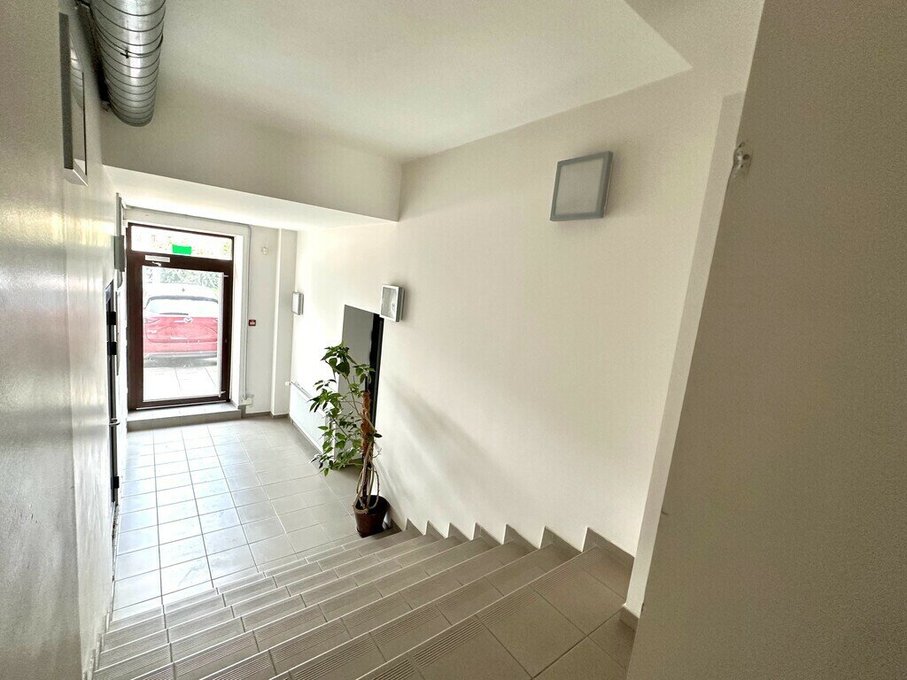 Biuro / Gamybos ir sandėliavimo / Prekybos ir paslaugų Patalpų nuoma Panevėžyje, Centre, Vasario 16-osios g. – nuotrauka 5