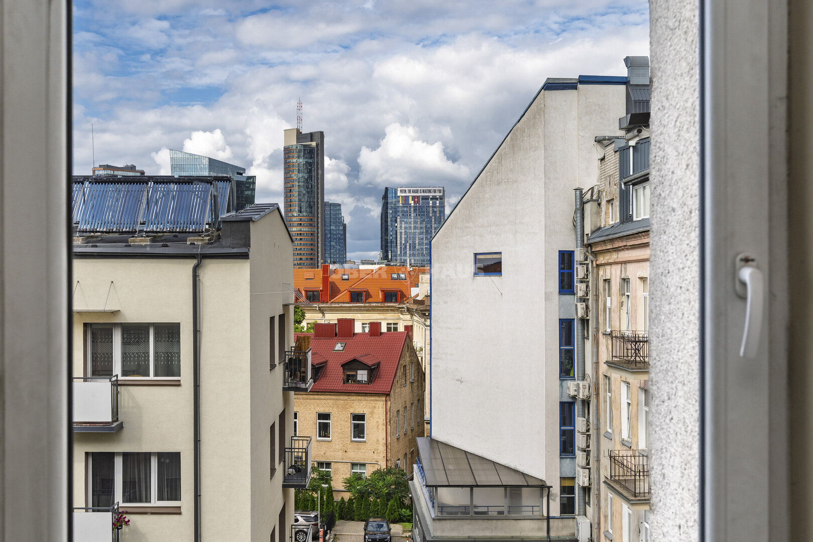Parduodamos Biuro patalpos Vilniuje, Senamiestyje, Šermukšnių g. – nuotrauka 5