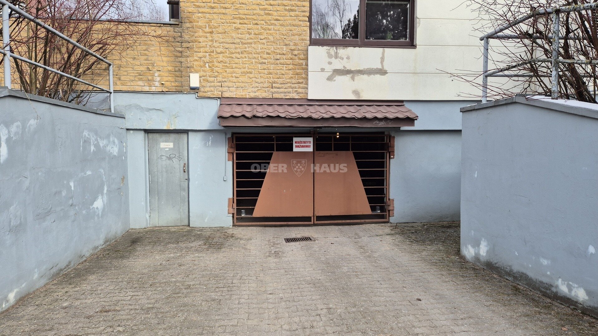 Parduodamos Gamybos ir sandėliavimo patalpos Vilniuje, Antakalnyje, Nemenčinės pl. – nuotrauka 1