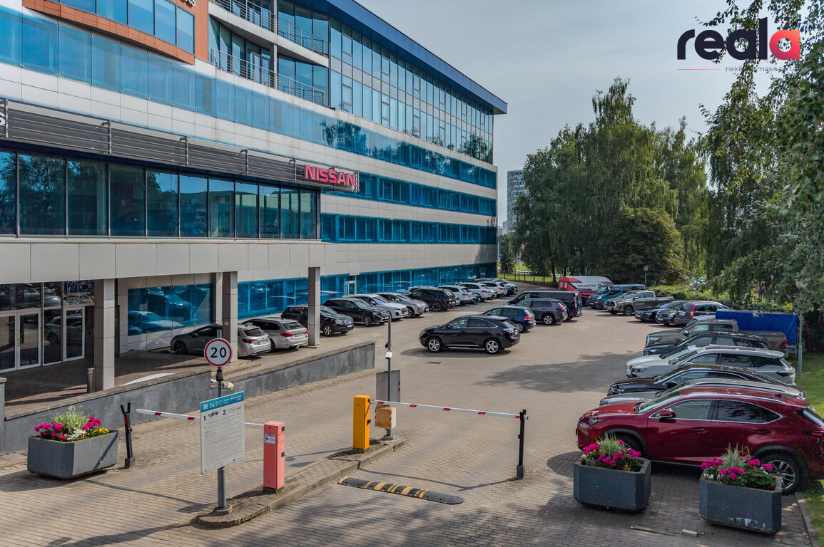 Office / Other Premises for rent Vilniuje, Žirmūnuose, Kareivių g. – image 1