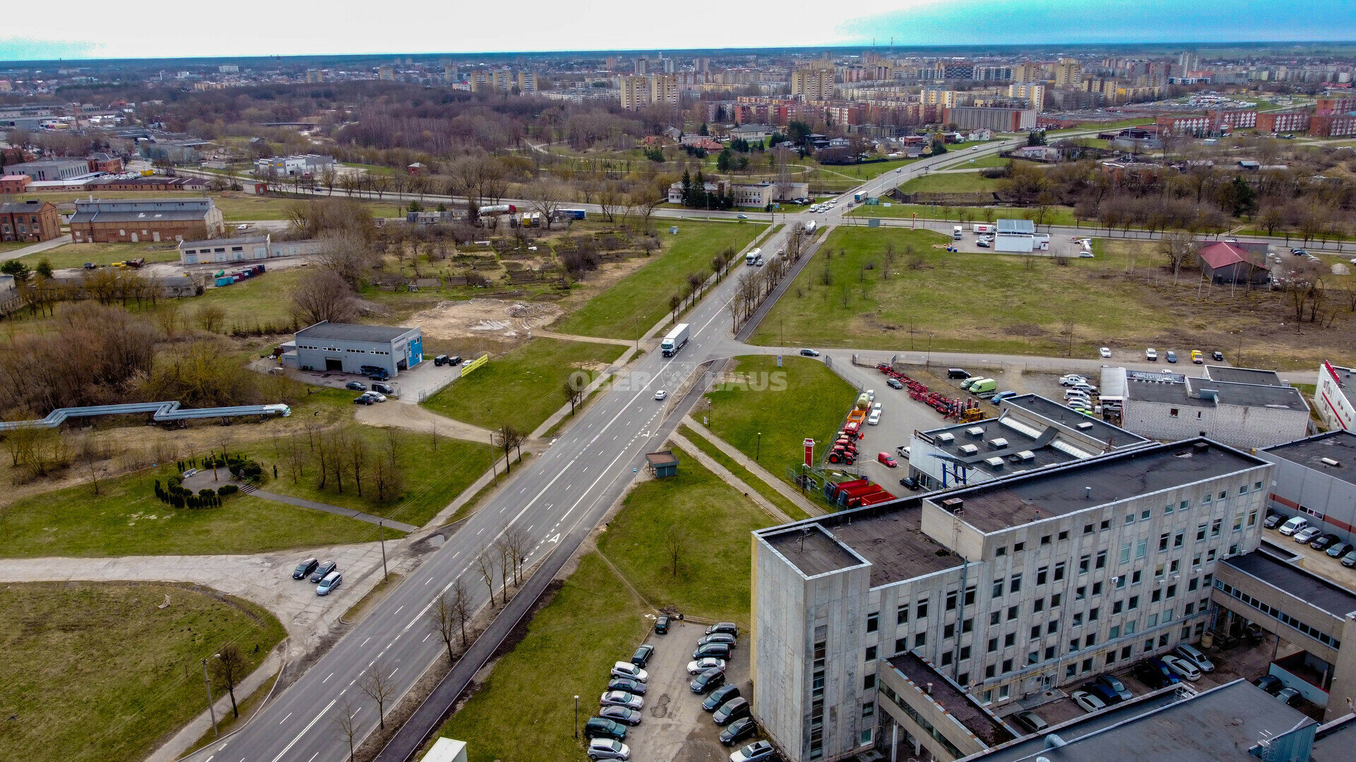 Parduodamos Gamybos ir sandėliavimo patalpos Panevėžyje, Centre, Pramonės g. – nuotrauka 1