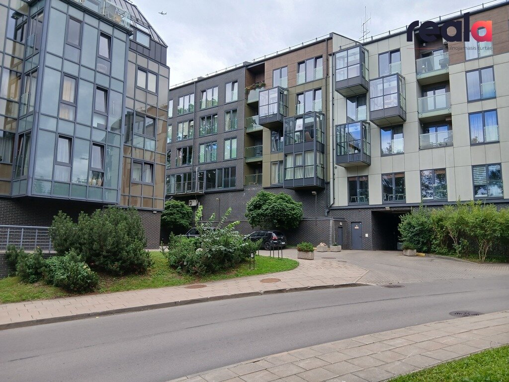 Garage Vilniuje, Senamiestyje, T. Kosciuškos g. – image 3