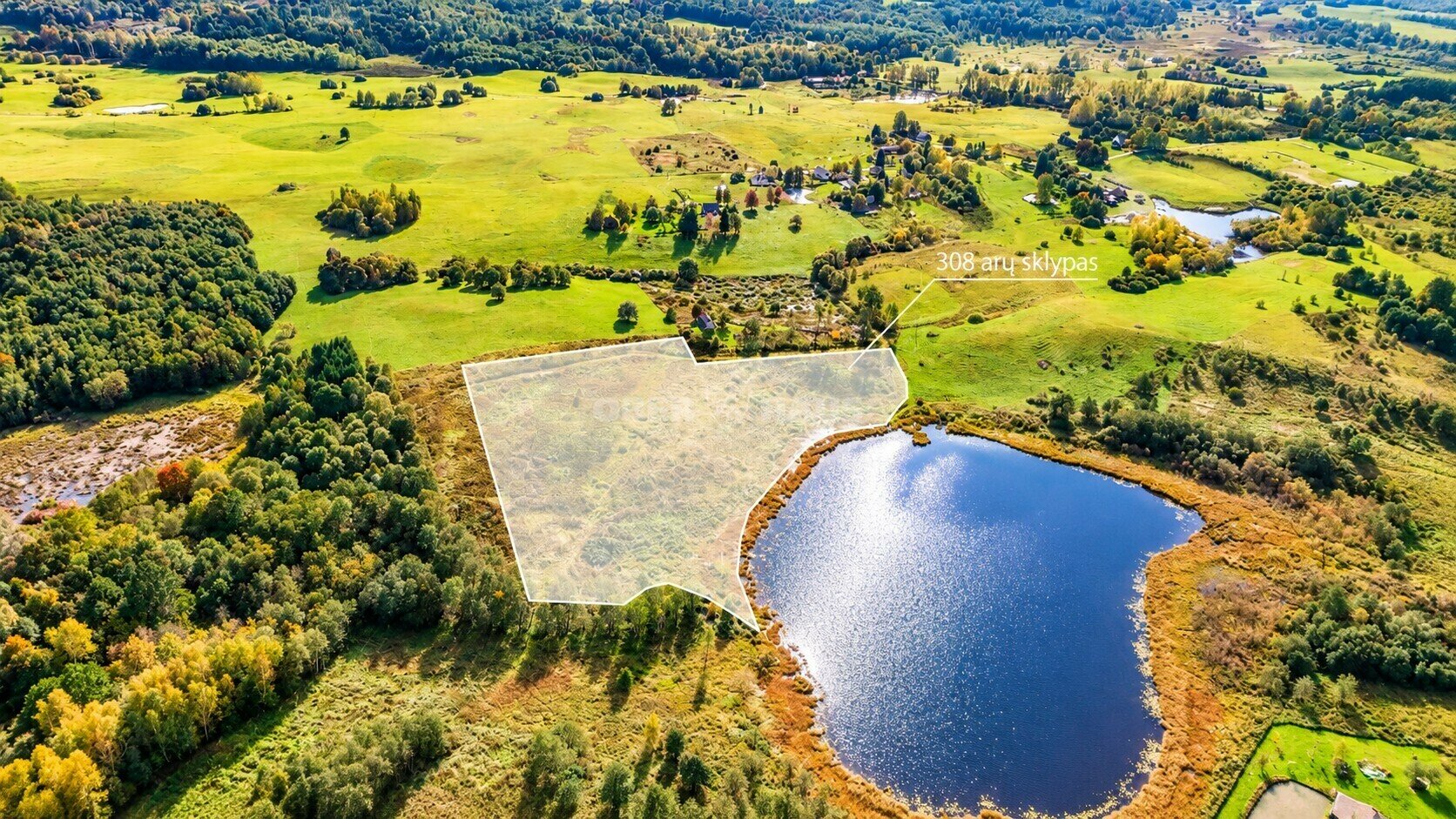 Land Molėtų r. sav., Piliakiemiuose – image 4