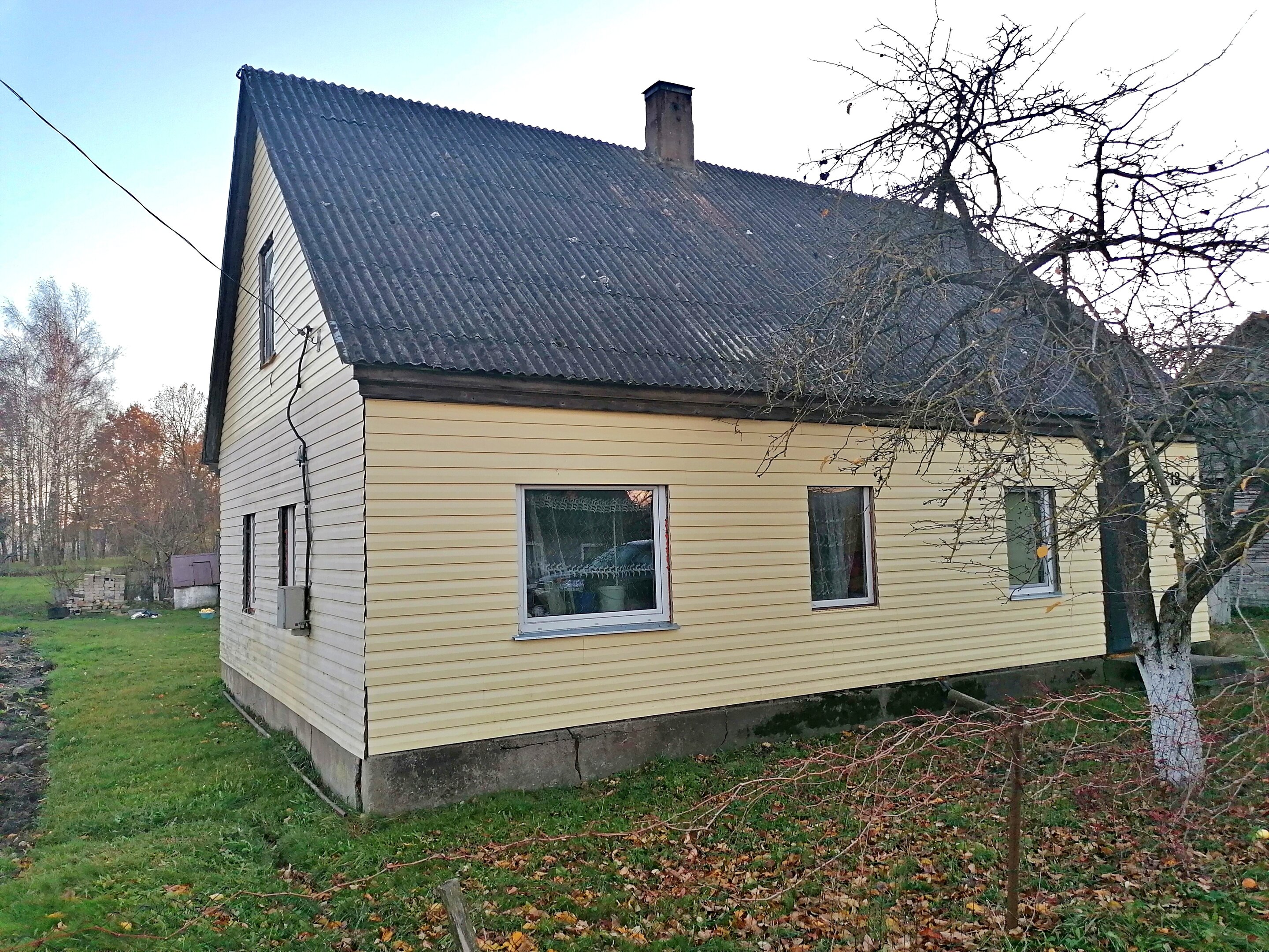 House Radviliškio rajono sav., Pociūnėliuose, Krekenavos g. – image 3