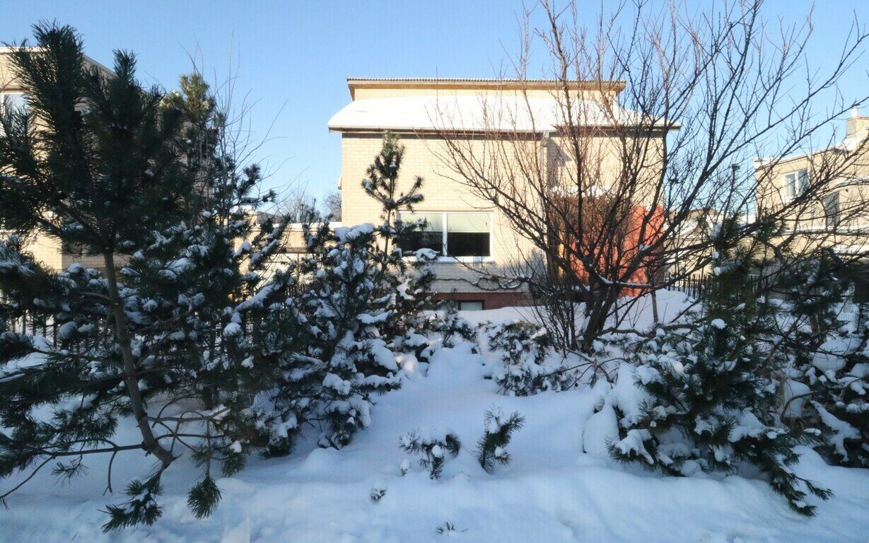 House Anykščių rajono sav., Anykščiuose, Švyturio g. – image 1