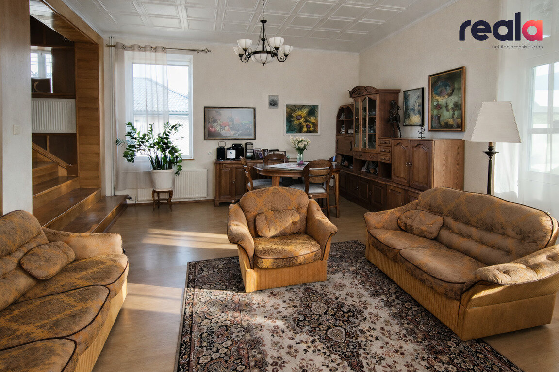 House Utenos rajono sav., Utenoje, Šiaurės g. – image 4