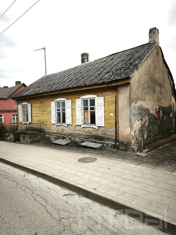 House Utenos rajono sav., Utenoje, Kęstučio g. – image 5