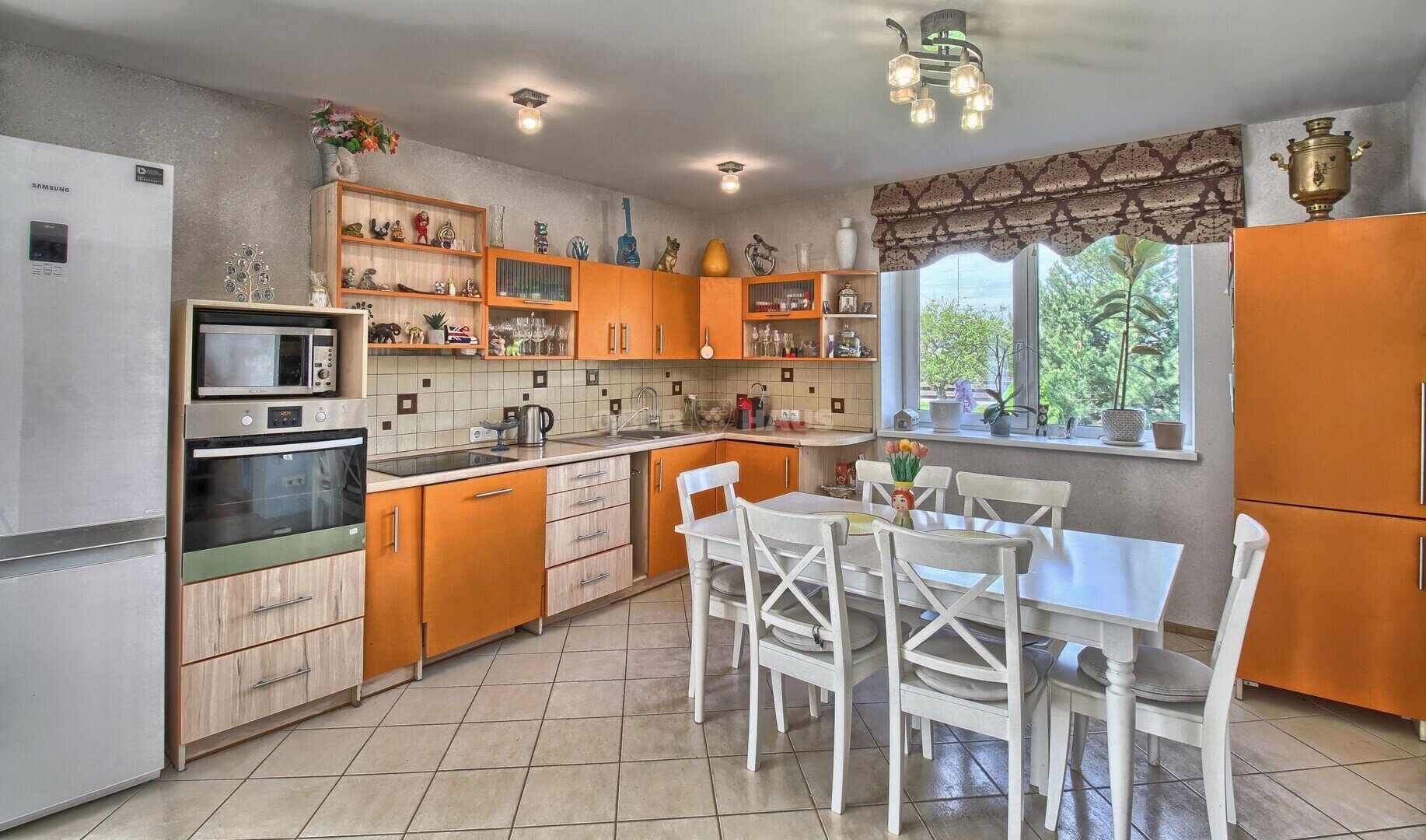 Listing image