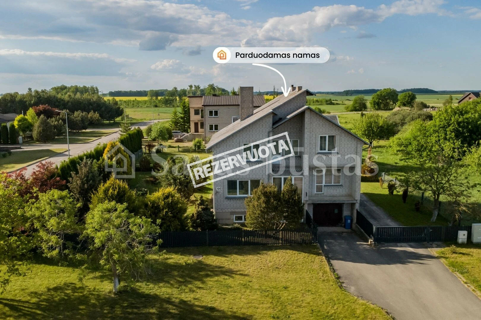 Gyvenamasis namas Akmenės r. sav., Naujoji Akmenė, Gaudžiočių g. – nuotrauka 1