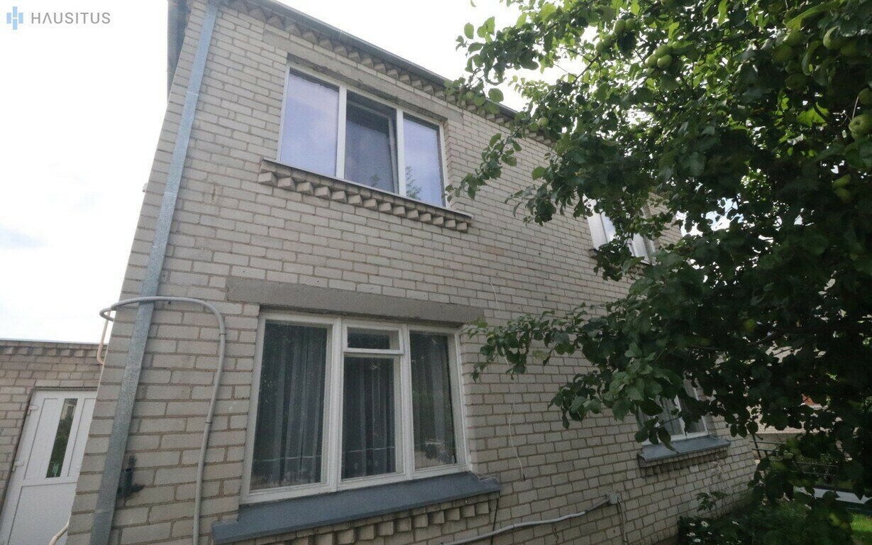 Part of house Anykščių rajono sav., Anykščiuose, P. Rimšos g. – image 6