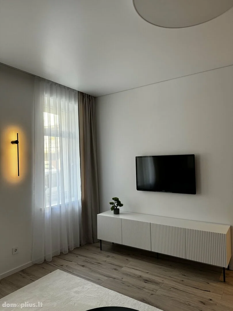J. Janonio g., Senamiestis, Klaipėda, 2 kamb. – image 5