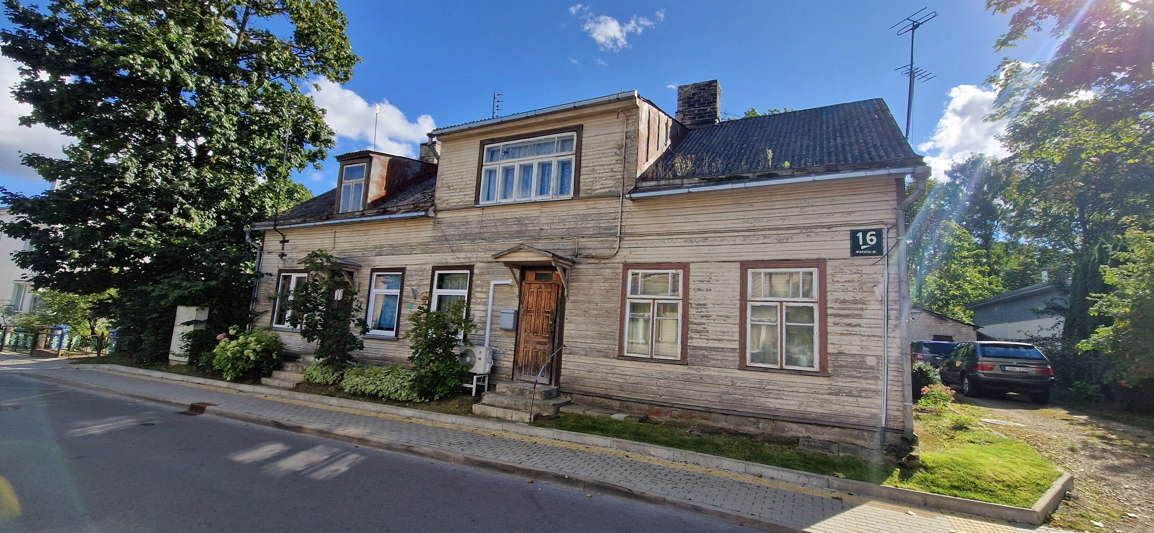 Listing image