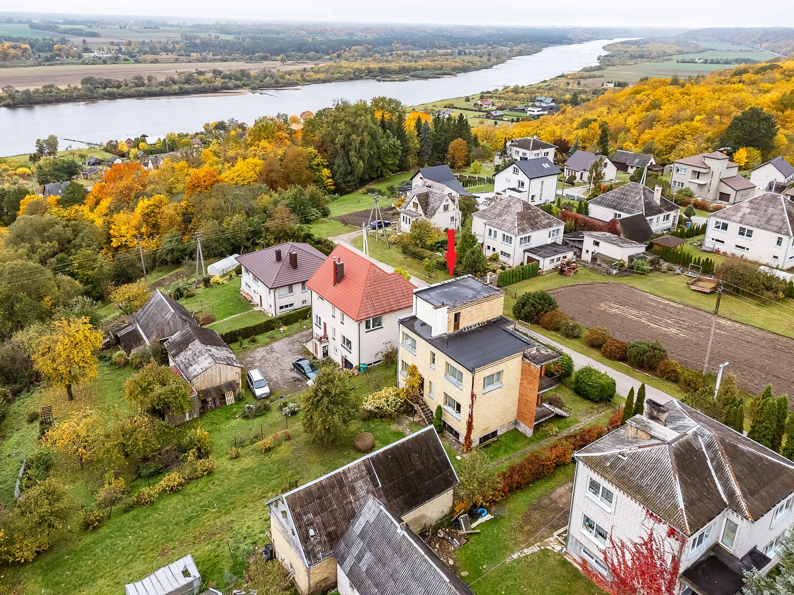 Residential House Kauno rajono sav., Vilkijoje, Akacijų g. – image 3