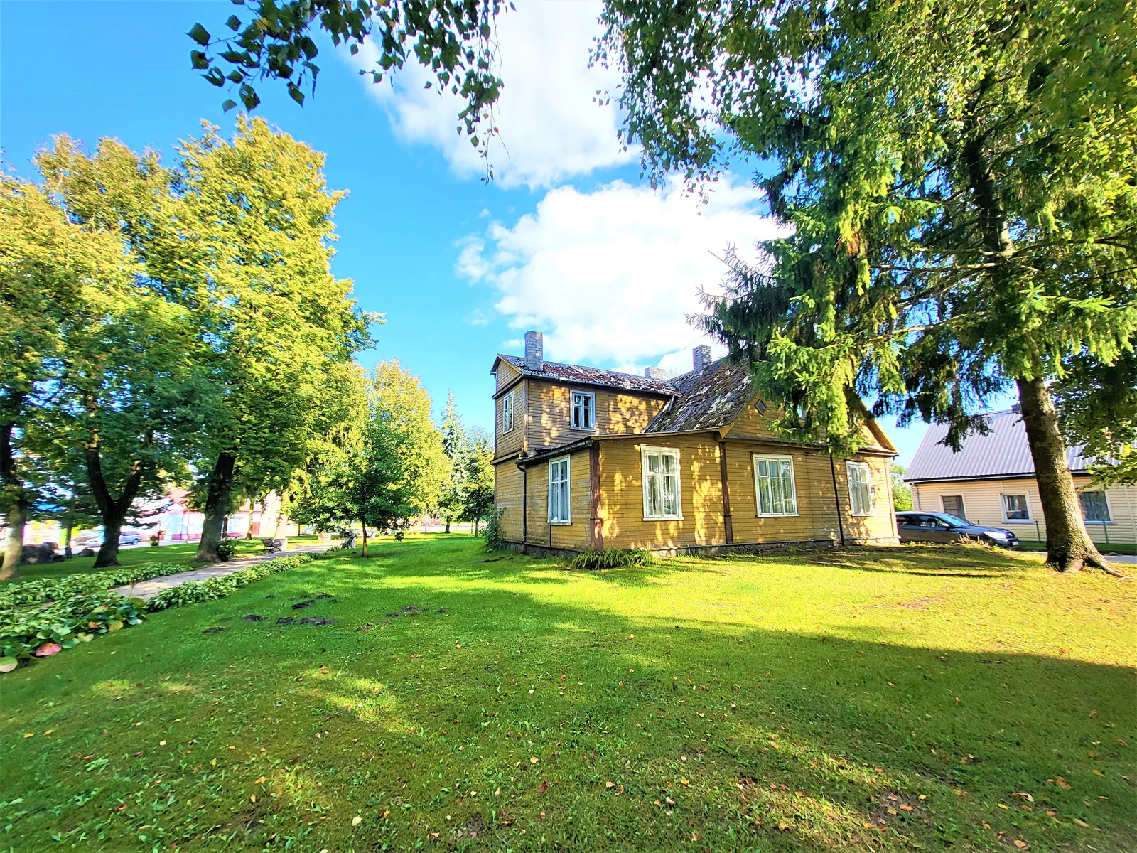 Listing image