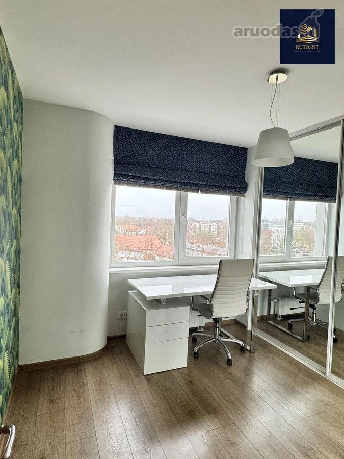Taikos pr., Centras, Klaipėda, 4 kamb. – image 5