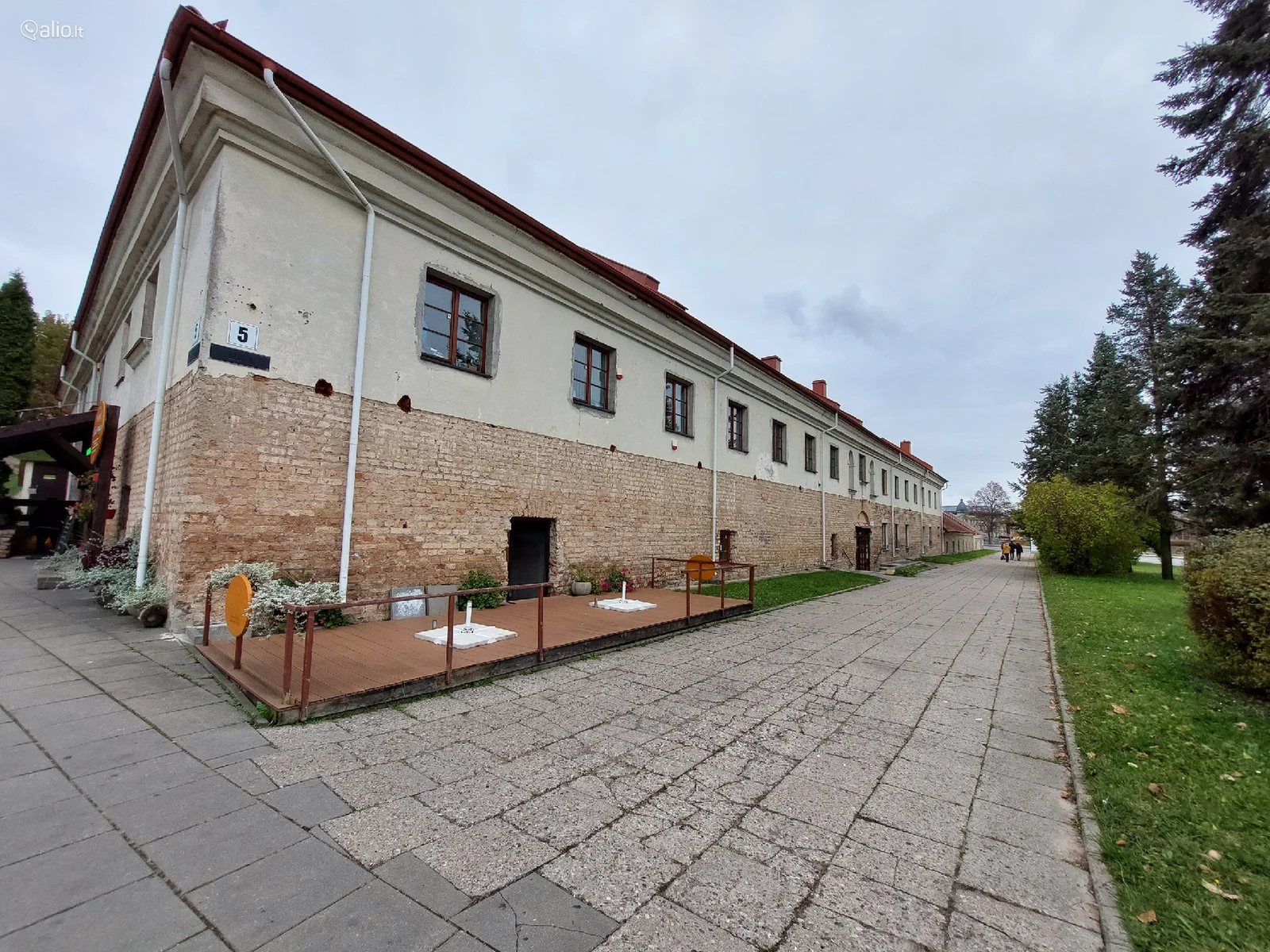 Listing image