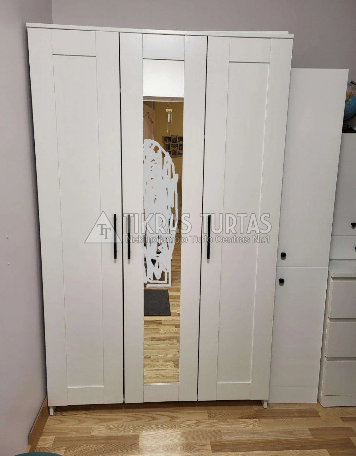 Listing image