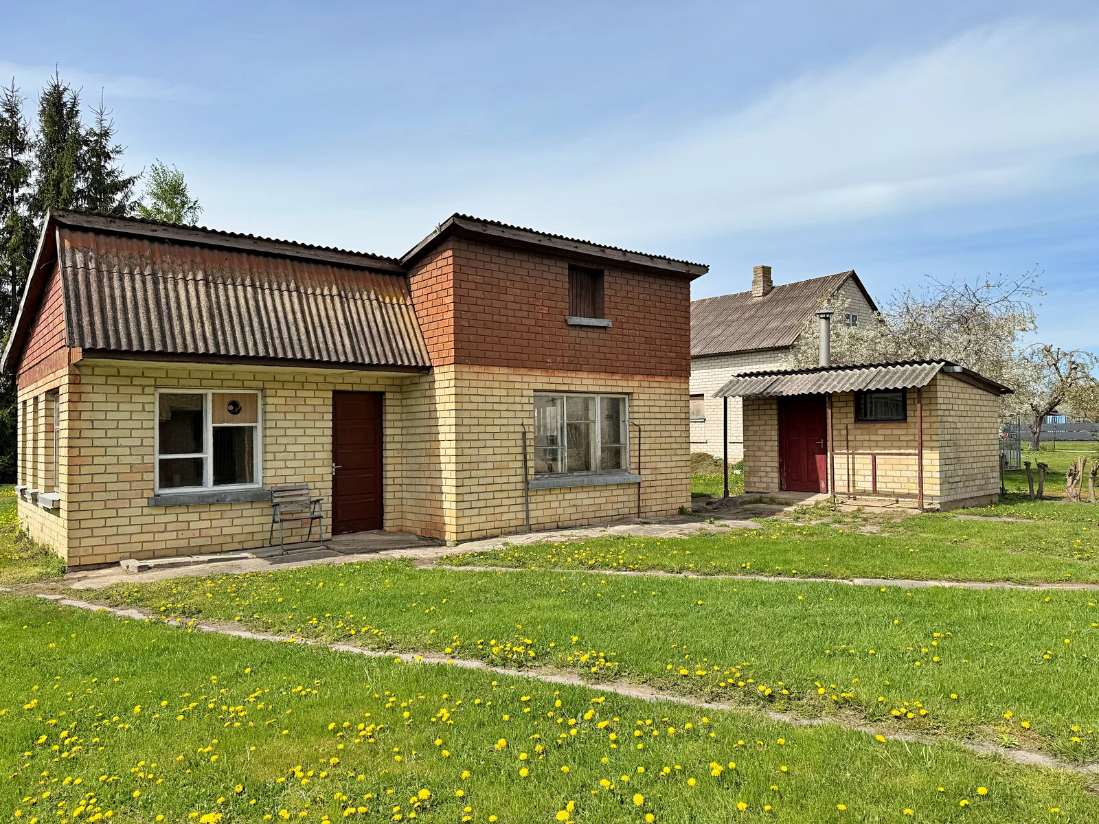 Residential House Pakruojo rajono sav., Pakruojyje, Tilto g. – image 3