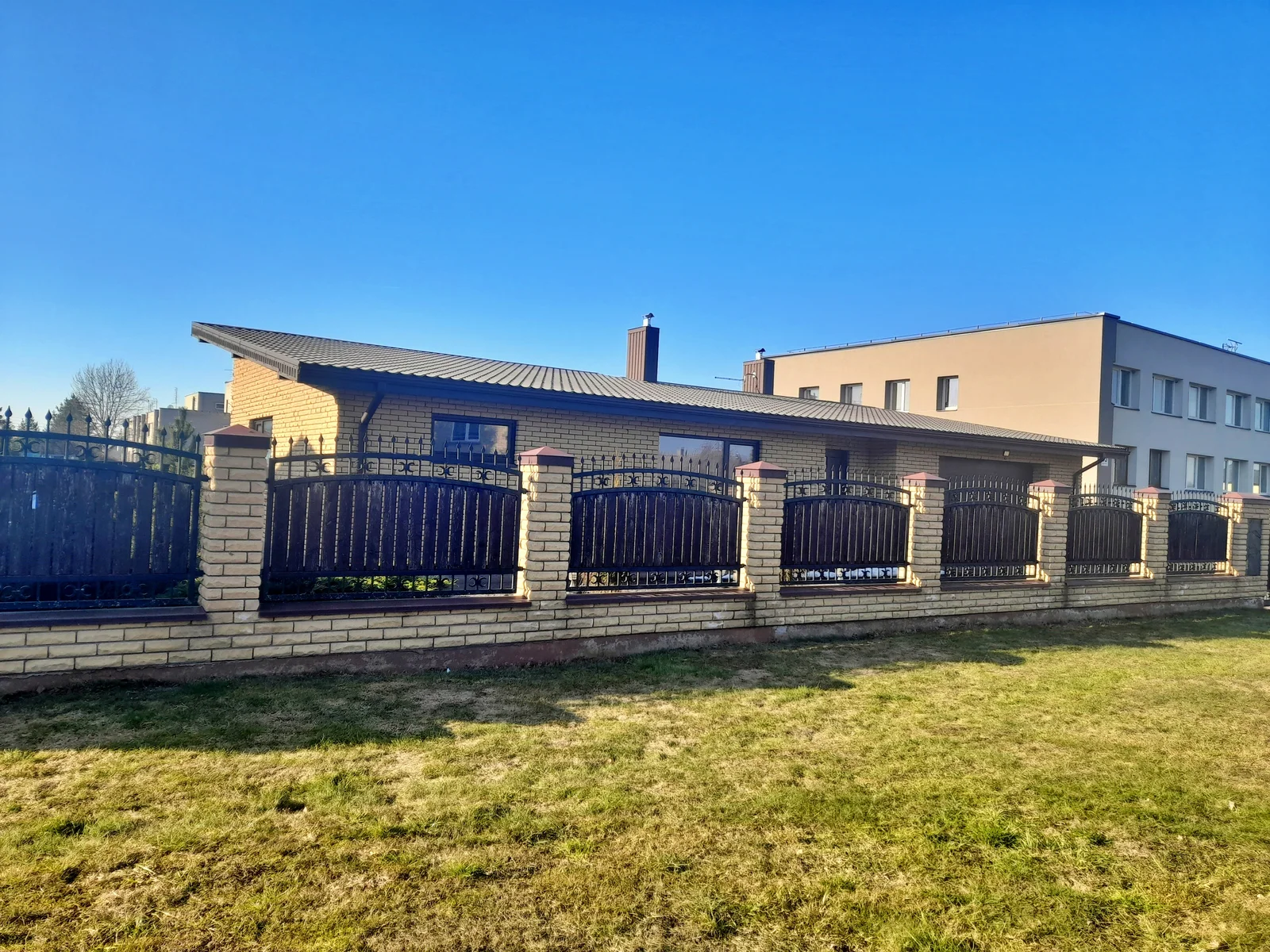 Residential House Pakruojo rajono sav., Pakruojyje, Vasario 16-osios g. – image 3