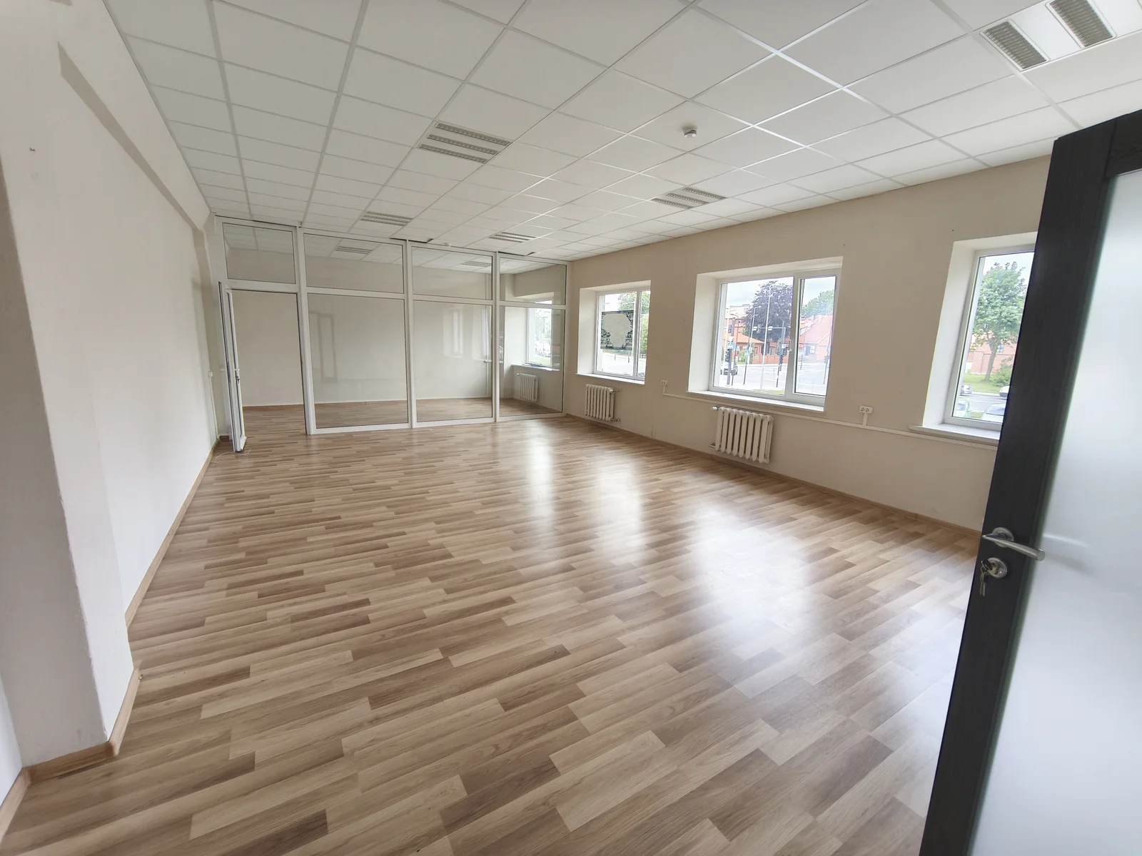 Офис / Другое / Торговля/Услуги / Склад / Производство/Склад аренда Klaipėdoje Centre, Naujoji Uosto g. – изображение 5