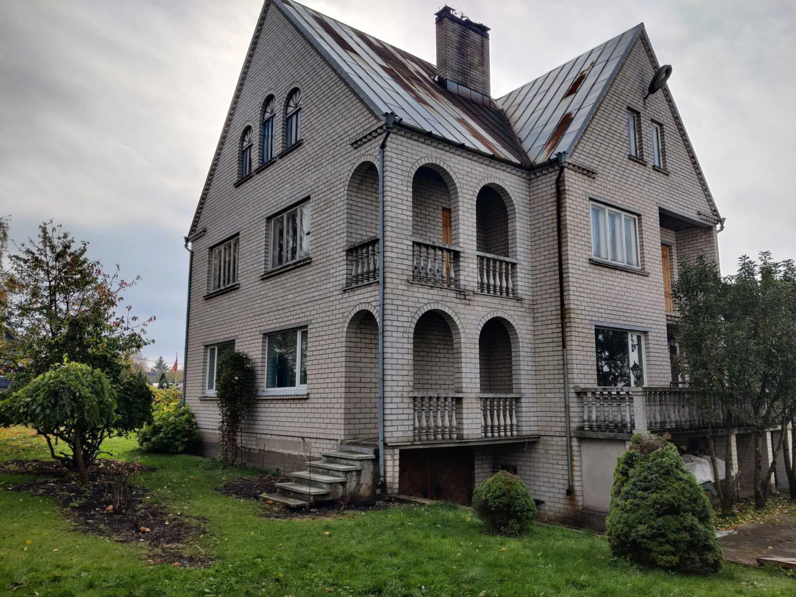 Listing image