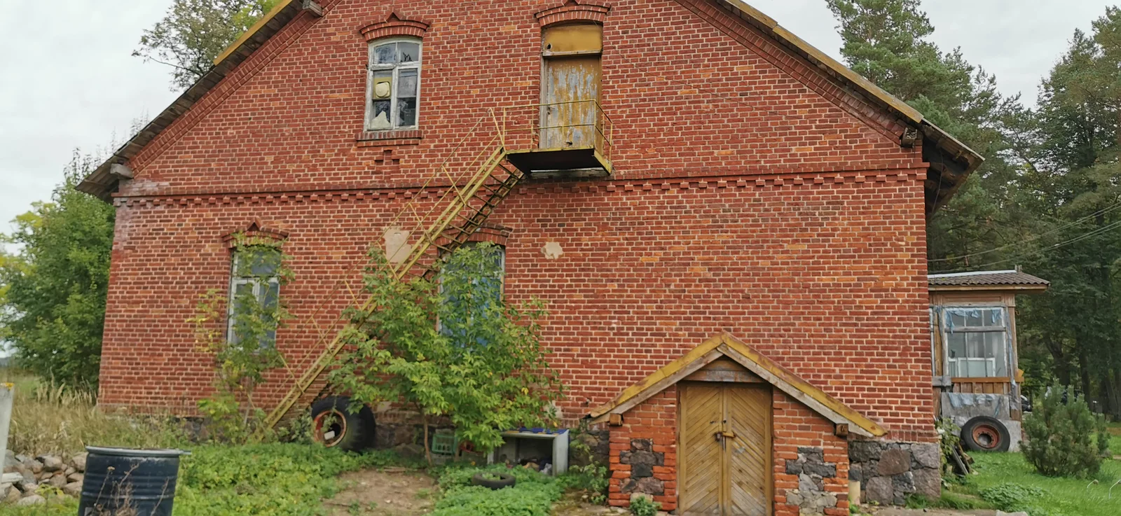 Listing image