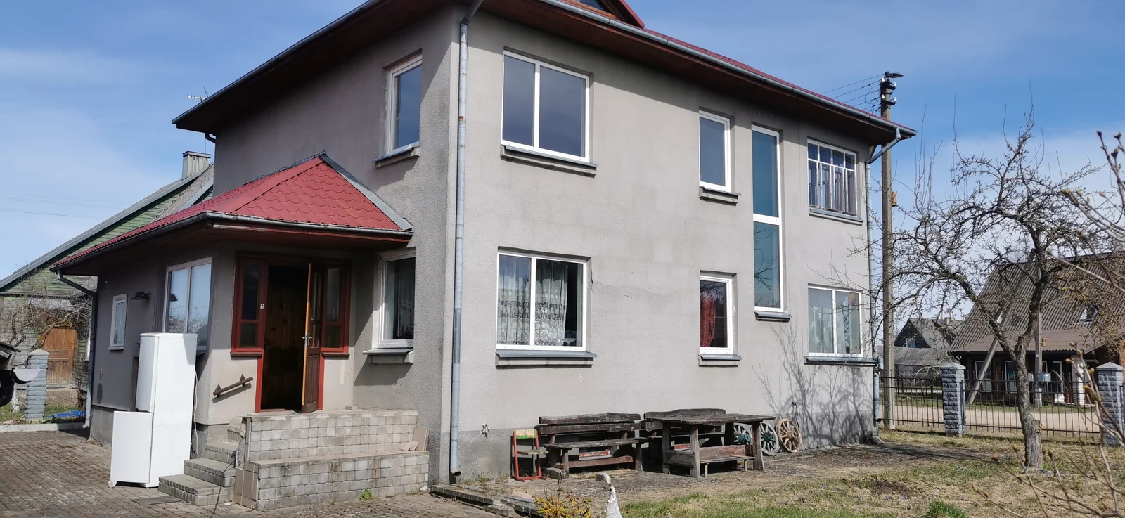 Listing image