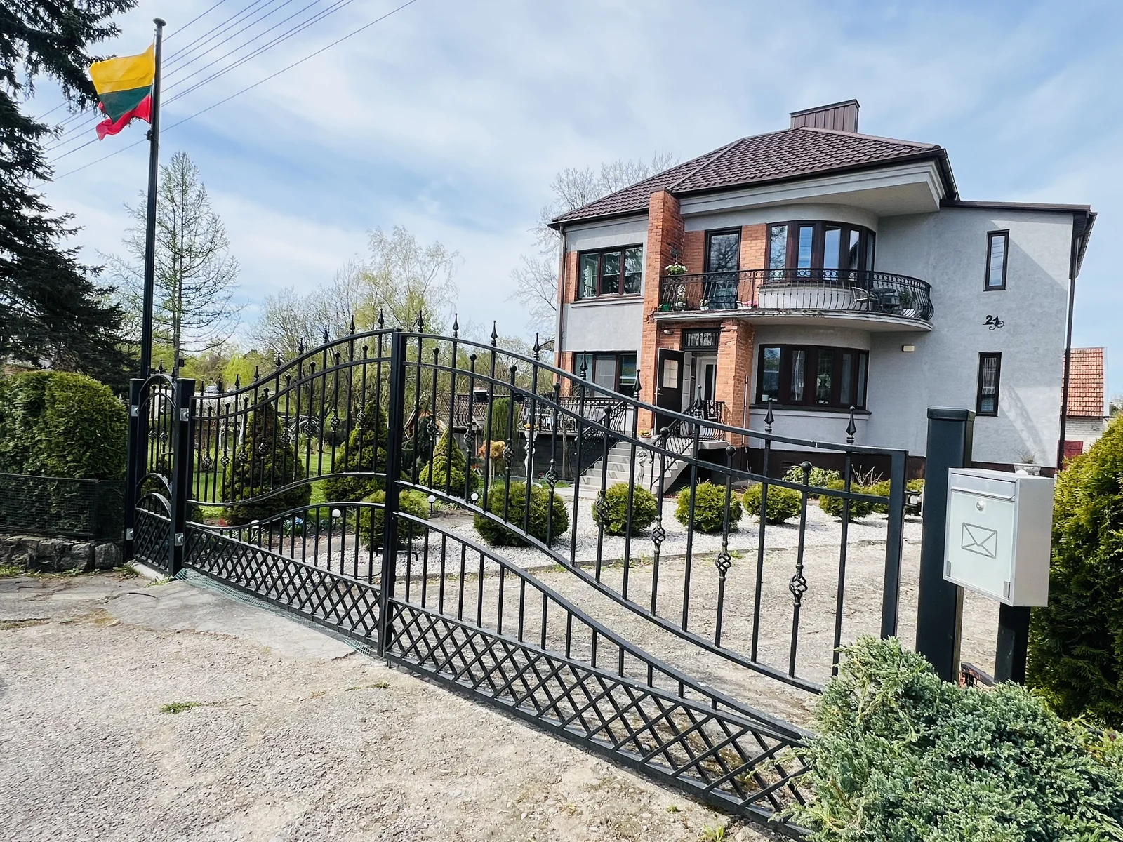 Listing image