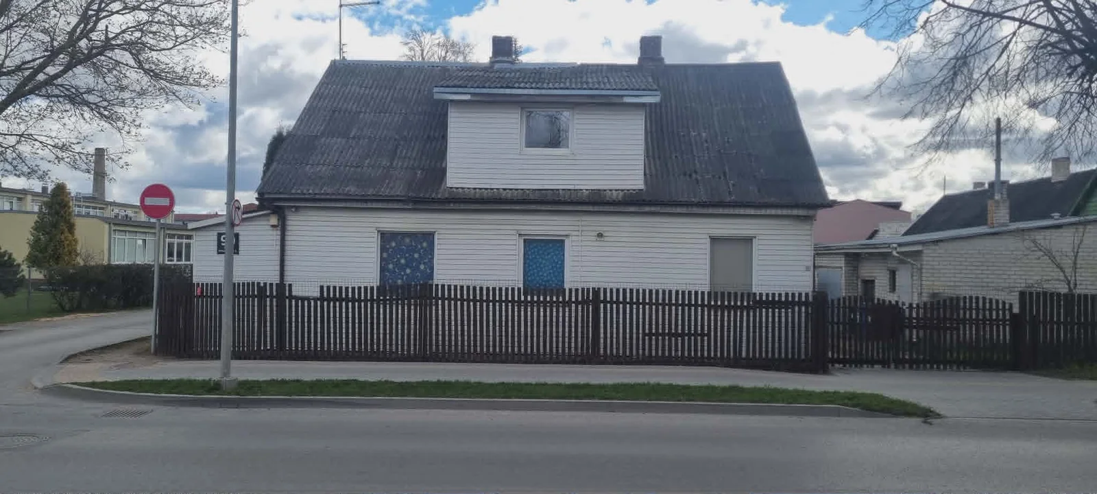 Listing image