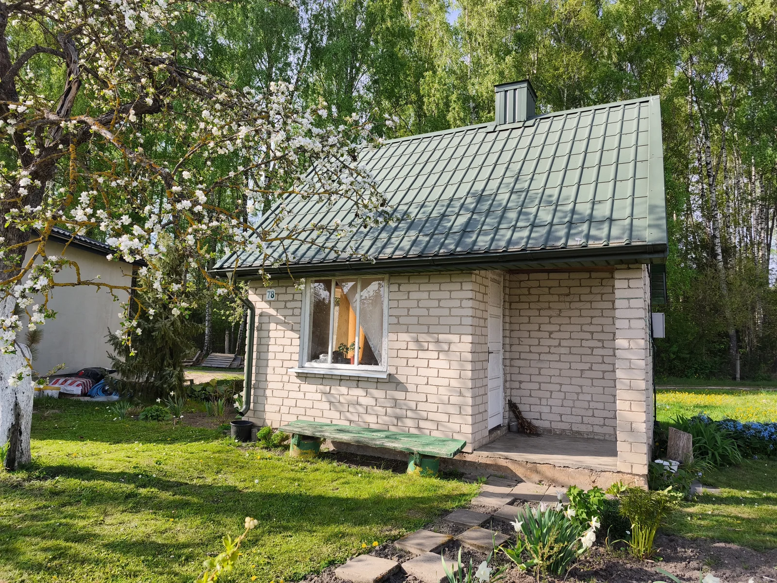Listing image