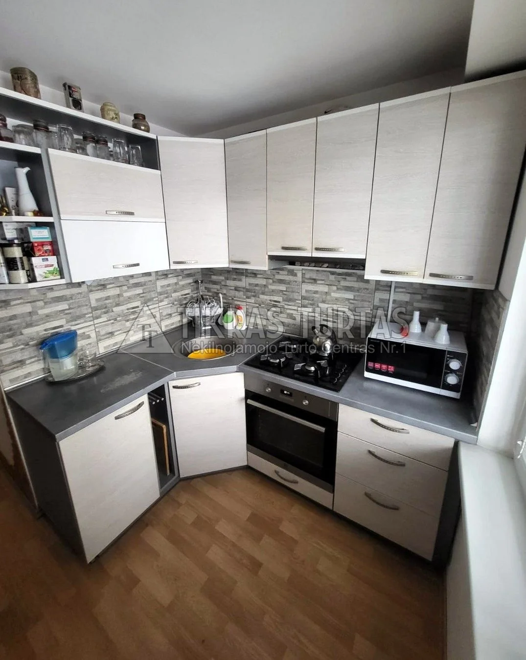 Listing image