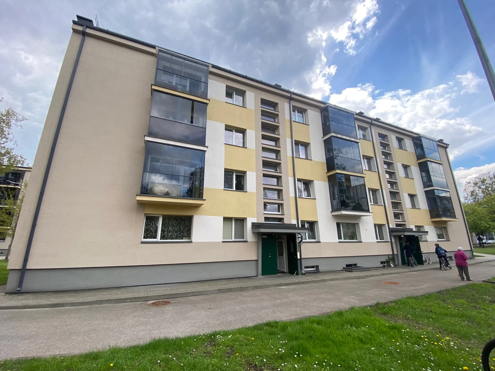 Listing image