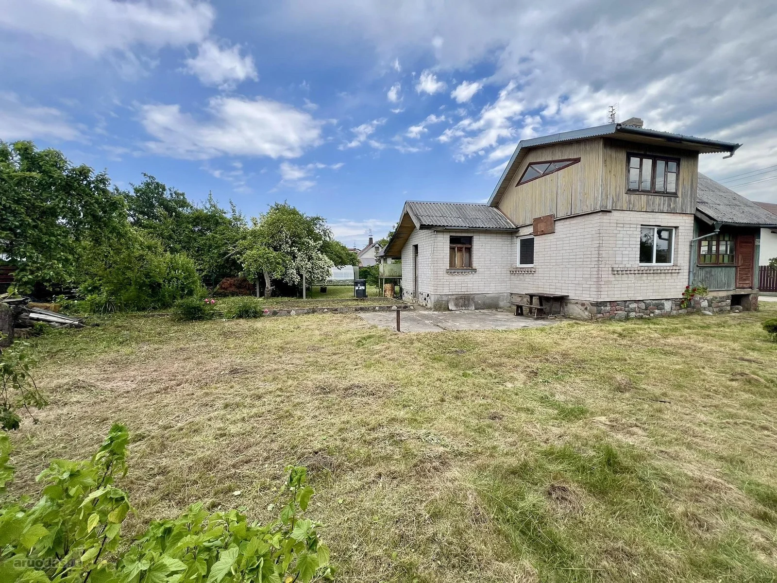 Listing image