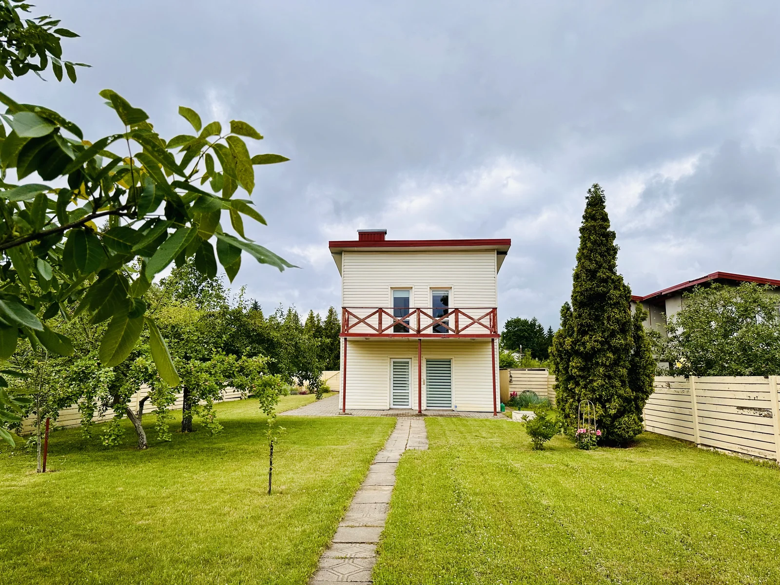 Listing image