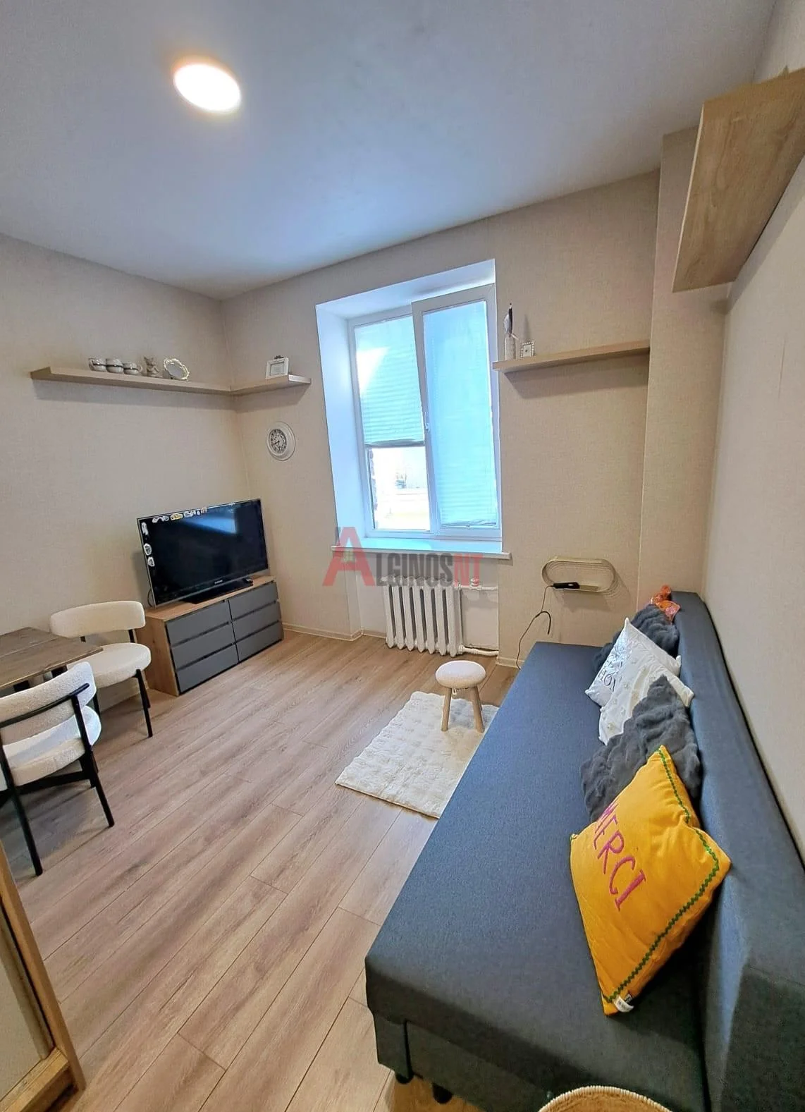 Listing image