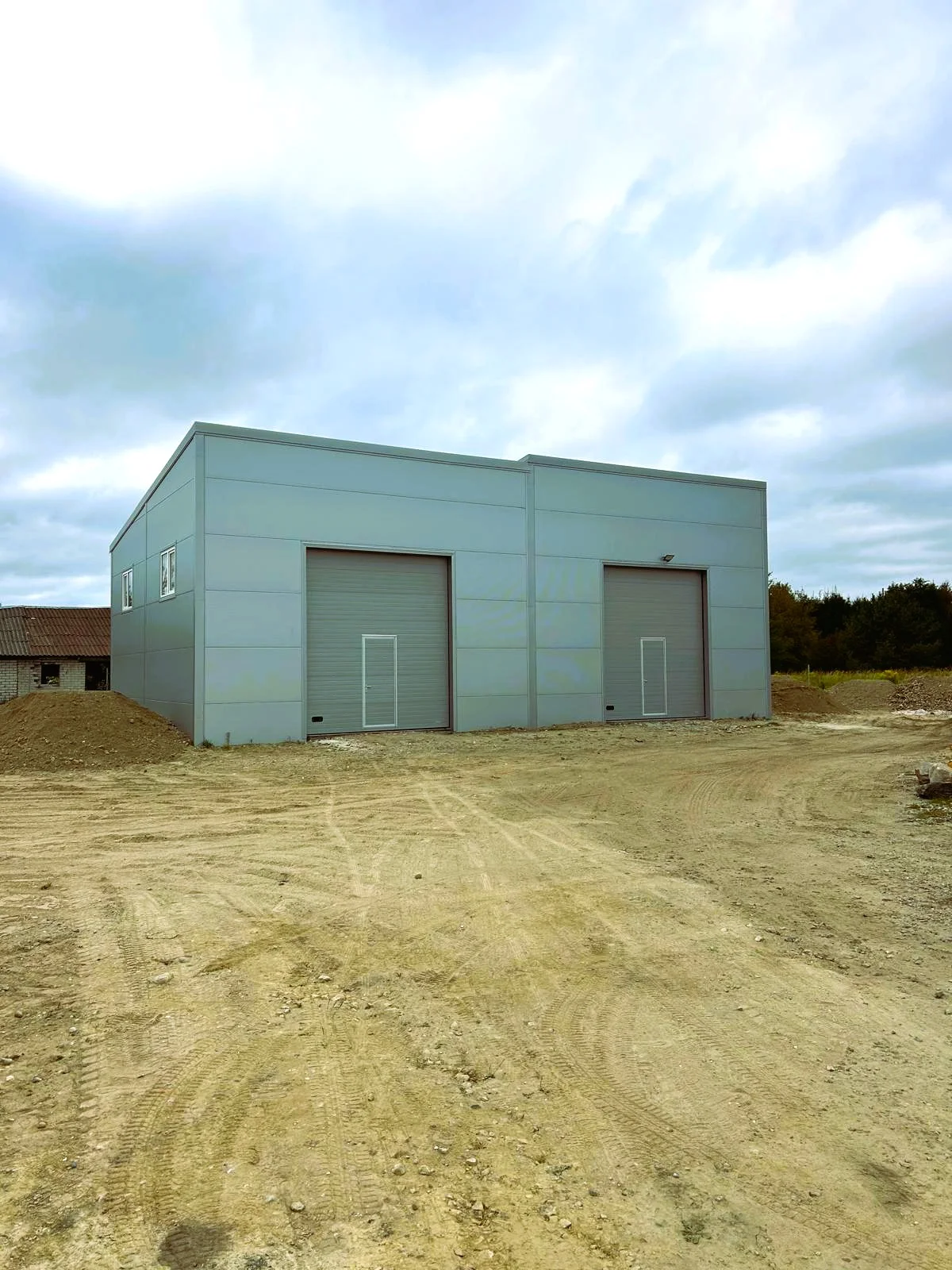 Listing image