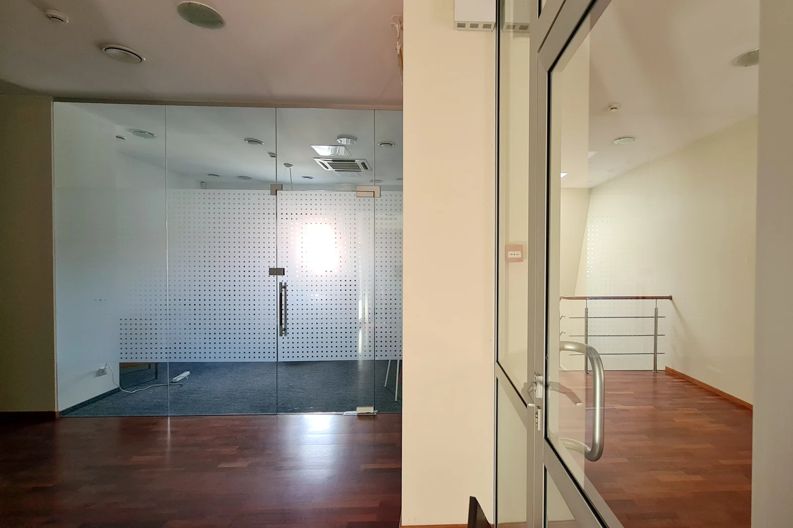 Biurui nuoma Vilniuje Centre, Gedimino pr. – nuotrauka 6