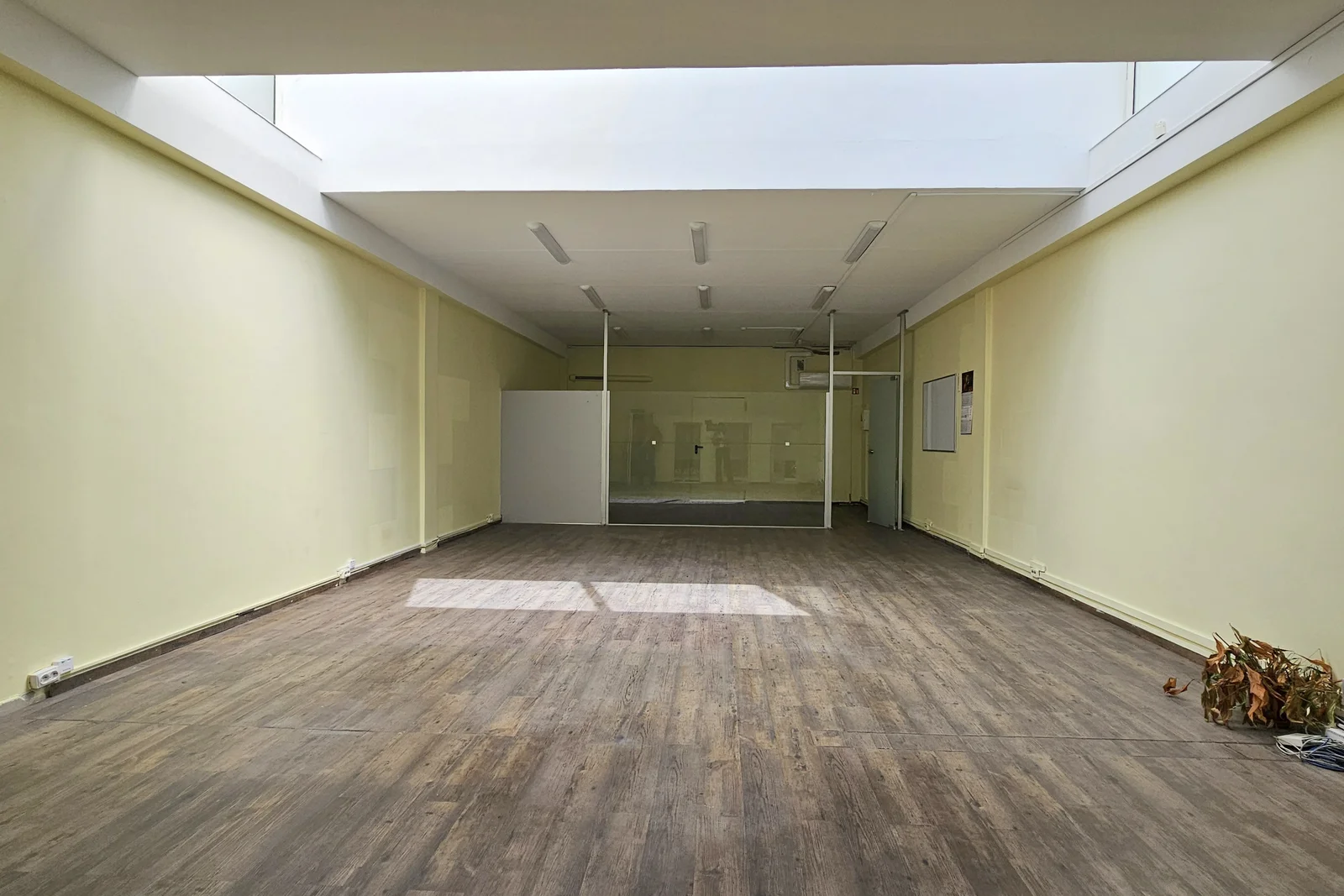 Biurui / Kitos / Prekybos/paslaugų nuoma Vilniuje Pašilaičiuose, Laisvės pr. – nuotrauka 4