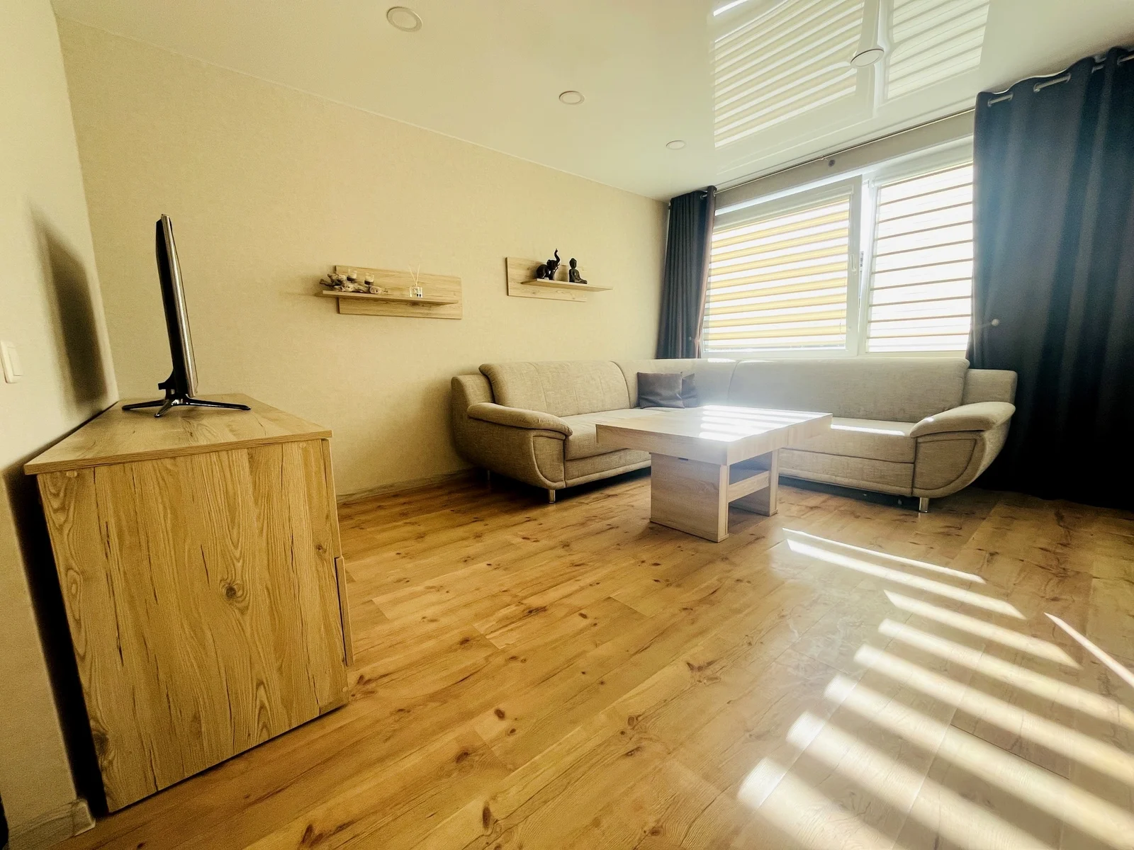 Spindulio g., Gubernija, Šiauliai, 3 kamb. – nuotrauka 3
