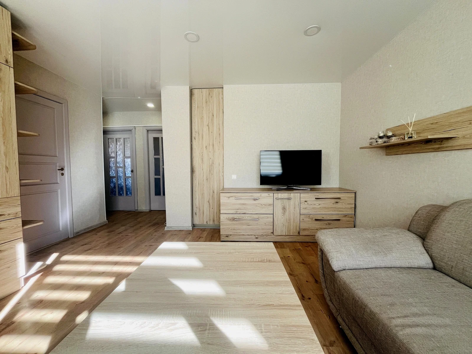 Spindulio g., Gubernija, Šiauliai, 3 kamb. – nuotrauka 4