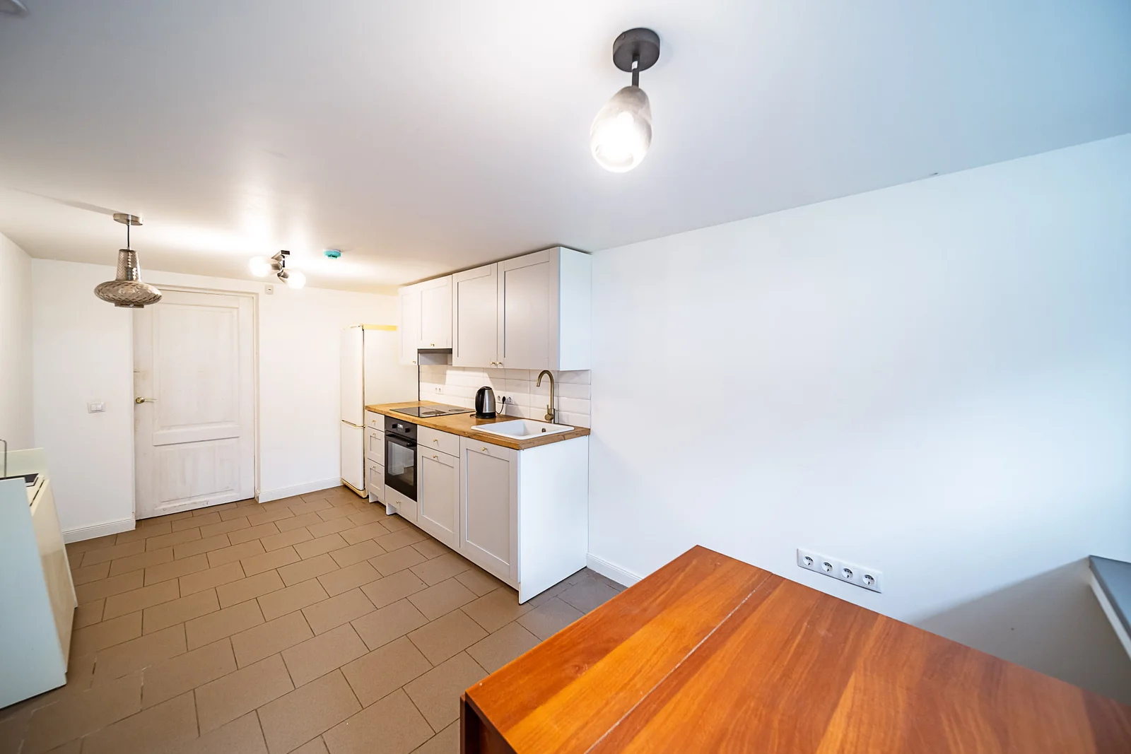 Parduodama Biurui / Gamybos/Sandėliavimo / Gyvenamoji / Kitos / Prekybos/paslaugų / Sandėliavimo patalpos Šiauliuose Centre, M. K. Čiurlionio g. – nuotrauka 6