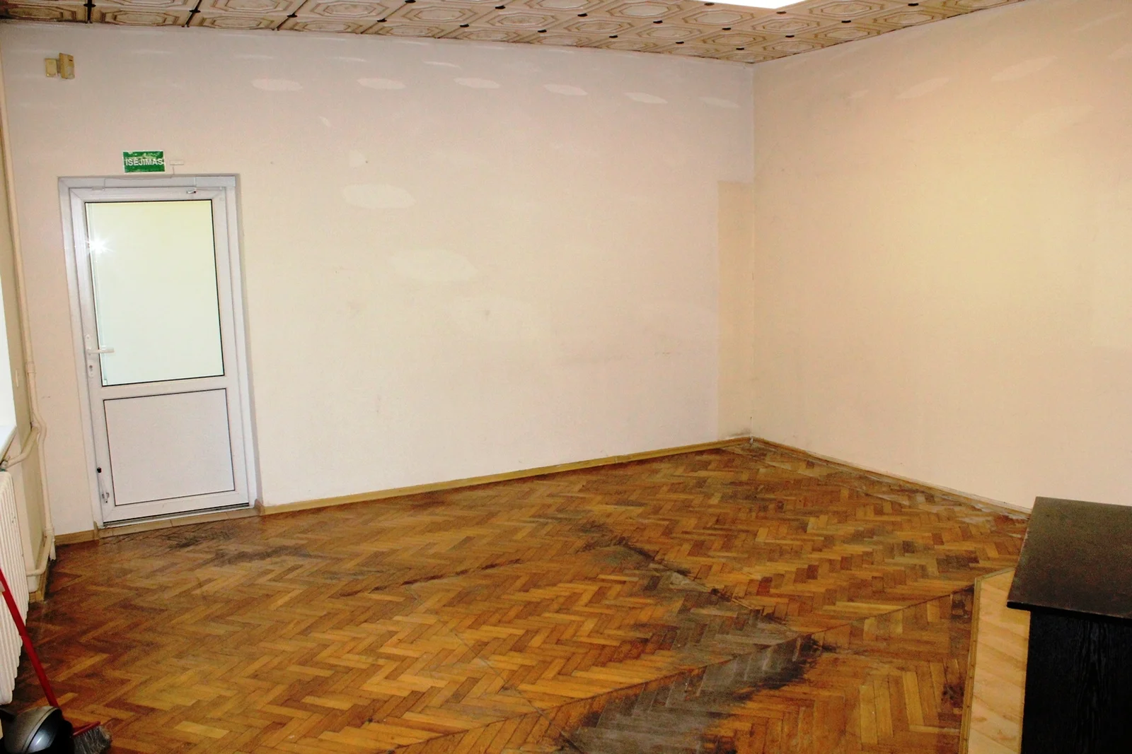 Parduodama Prekybos/paslaugų patalpos Panevėžyje Centre, S. Kerbedžio g. – nuotrauka 5