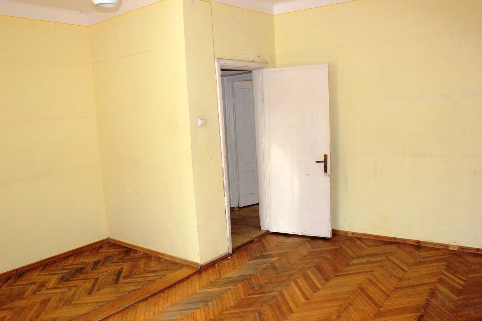 Parduodama Prekybos/paslaugų patalpos Panevėžyje Centre, S. Kerbedžio g. – nuotrauka 6