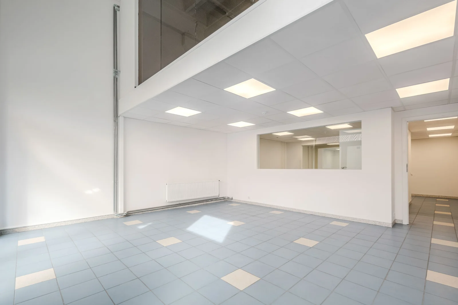 Biurui / Gamybos/Sandėliavimo / Prekybos/paslaugų / Sandėliavimo nuoma Klaipėdoje Centre, Liepų g. – nuotrauka 4