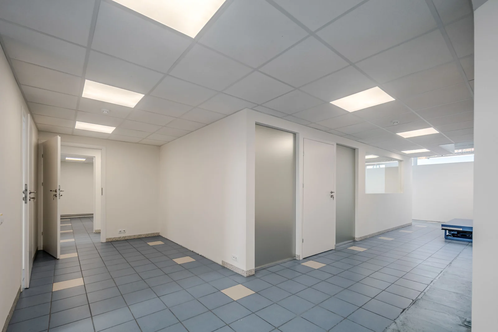 Biurui / Gamybos/Sandėliavimo / Prekybos/paslaugų / Sandėliavimo nuoma Klaipėdoje Centre, Liepų g. – nuotrauka 5