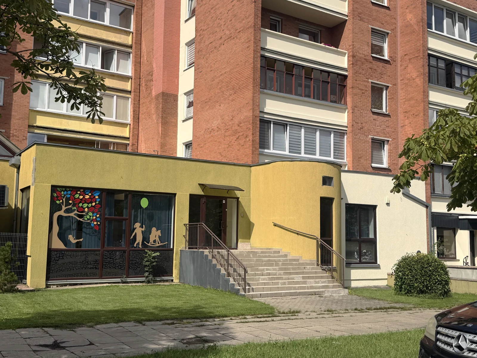 Biurui / Gamybos/Sandėliavimo / Kitos / Prekybos/paslaugų nuoma Šiauliuose Dainiuose, Tilžės g. – nuotrauka 1