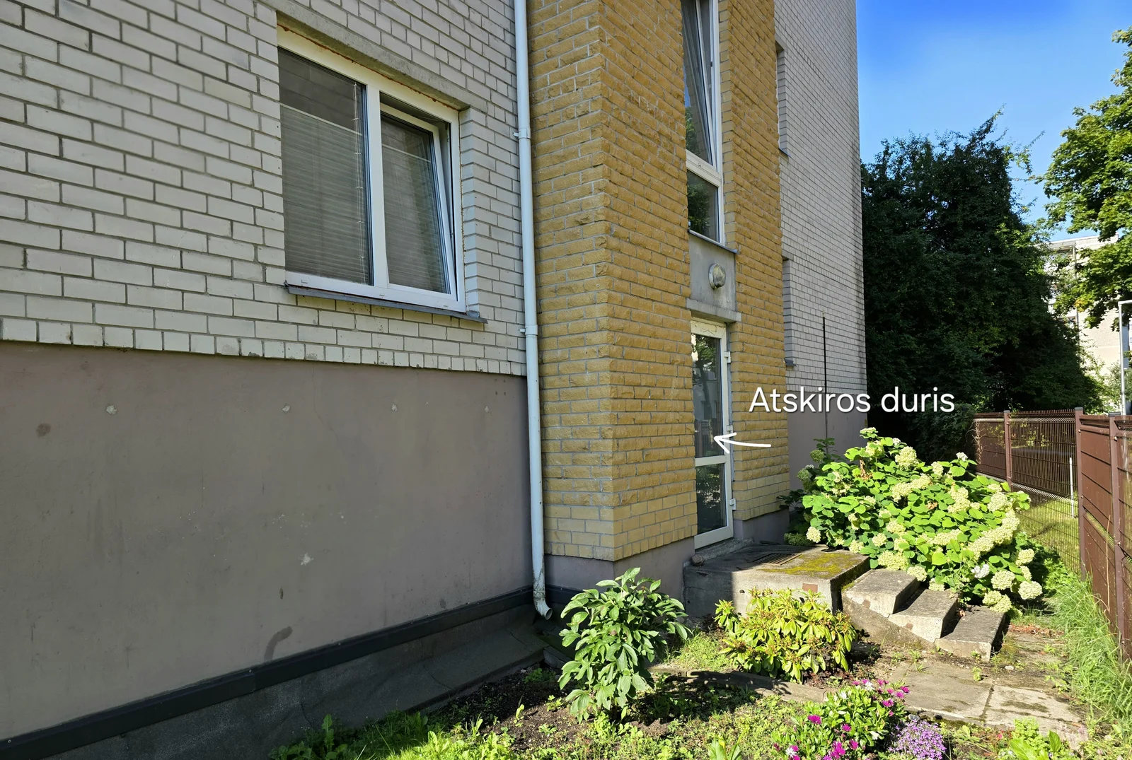 Parduodama Biurui / Kitos / Sandėliavimo / Turistinė patalpos Vilniuje Šnipiškėse, M. Katkaus g. – nuotrauka 3