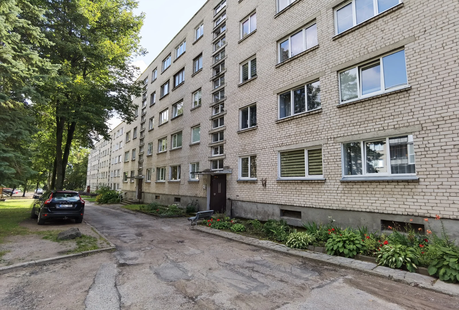 Tvirtovės g., Dainava, Alytus, 1 kamb. – nuotrauka 4