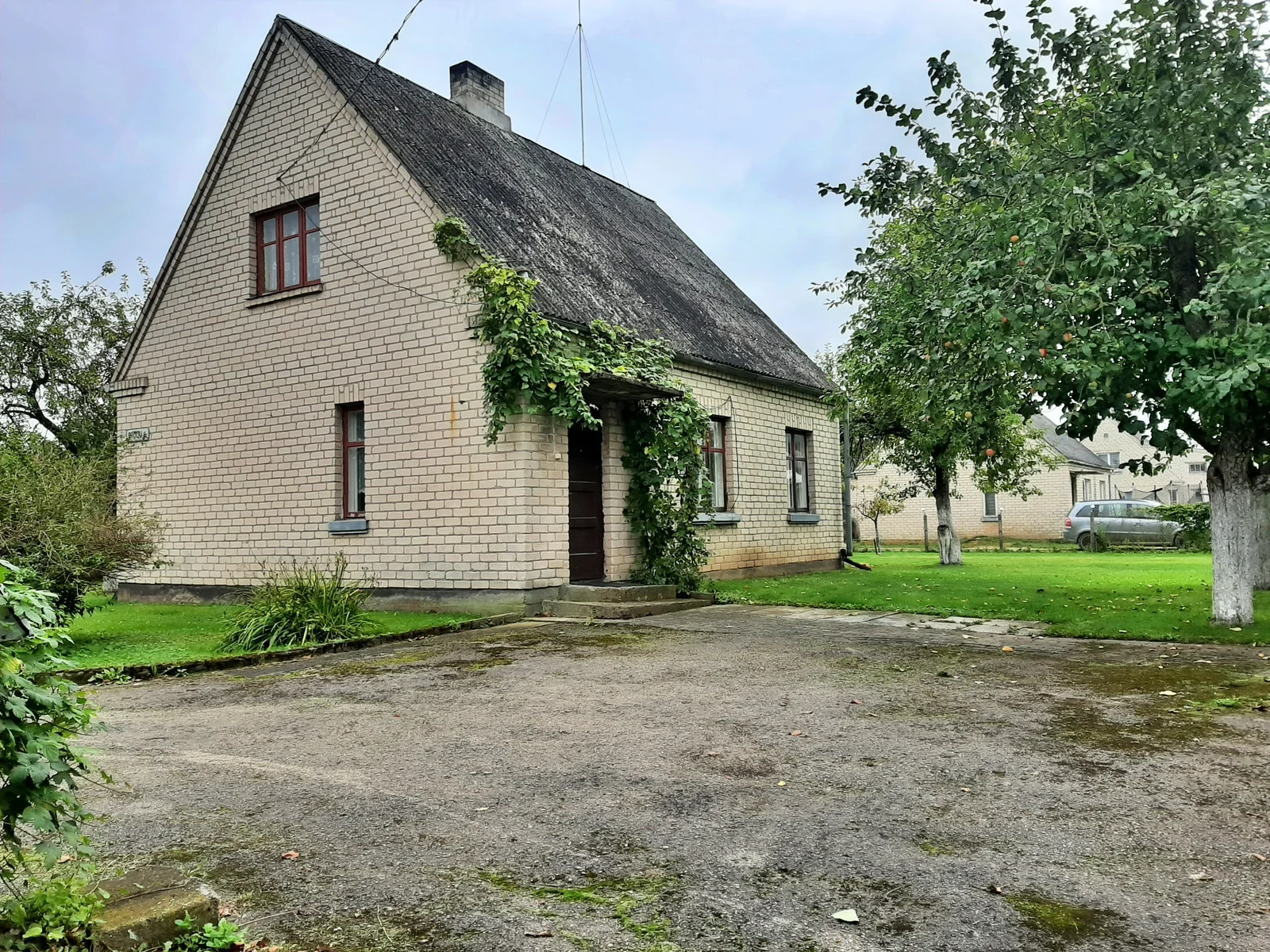 Sodyba Joniškio rajono sav., Pavirčiuvėje, Liepų g. – nuotrauka 3